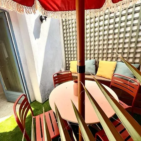 아파트 La Loge Des Remparts 카르카손