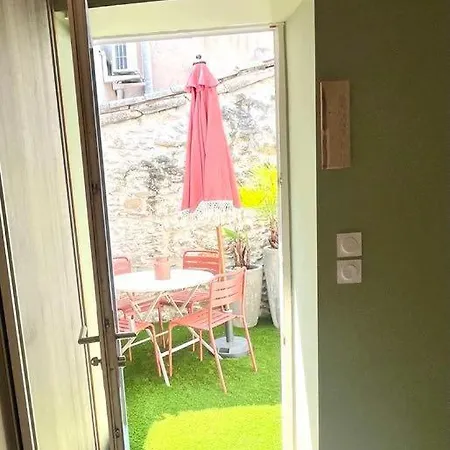 아파트 La Loge Des Remparts